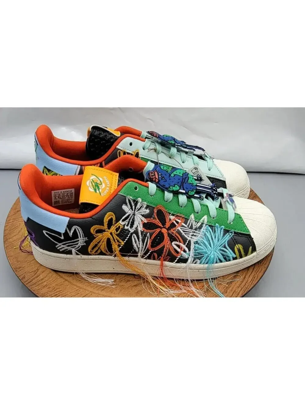 adidas experience unique